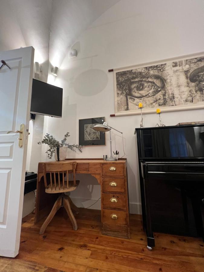 Appartamento Courbet'S Bachelor Pad Montpellier Esterno foto